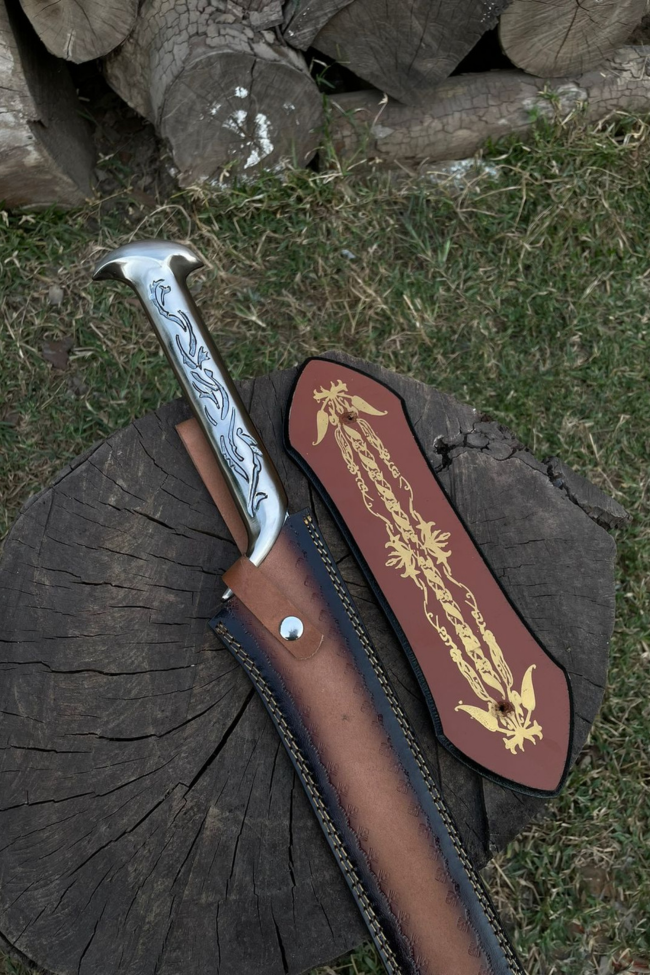 Thundril Sword With Wallstand