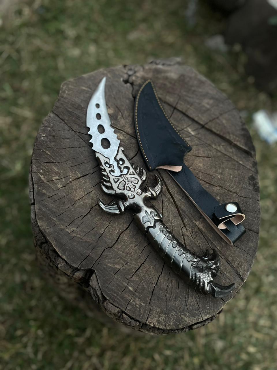 Scorpion 🦂 Dagger With Leather Cover