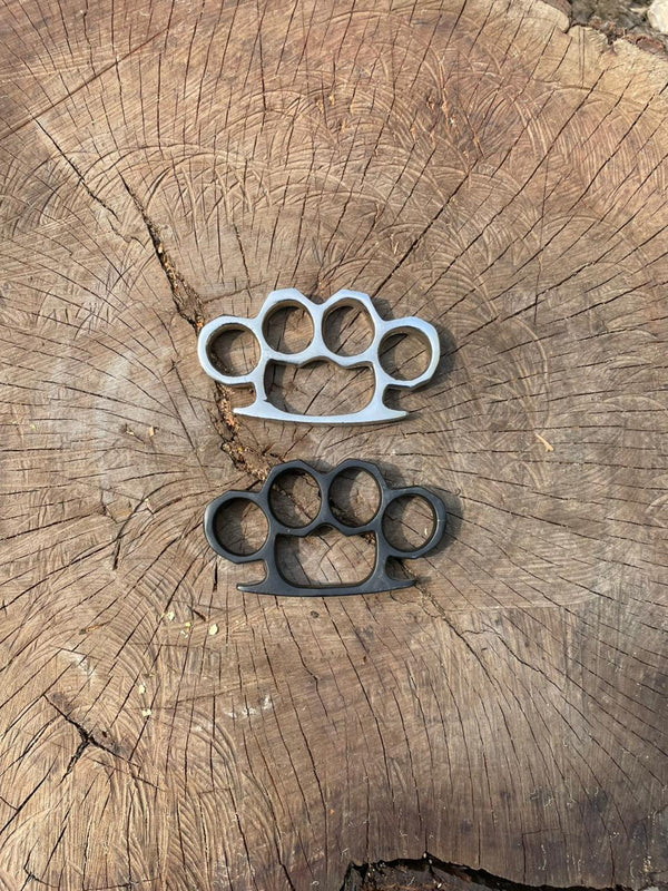 Devil Horn Combat Knuckle