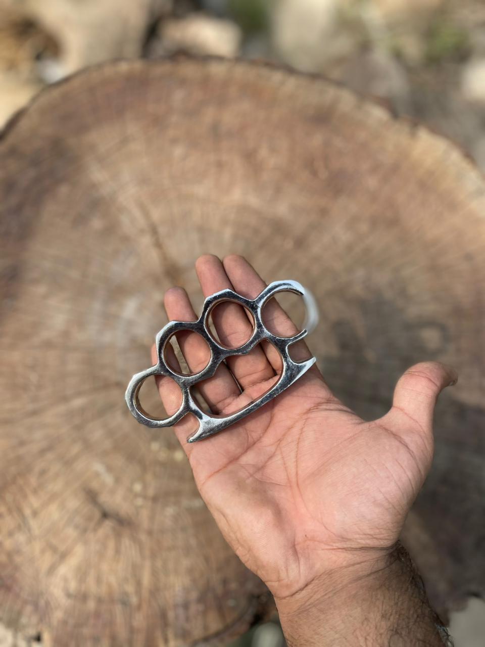 Devil Horn Combat Knuckle