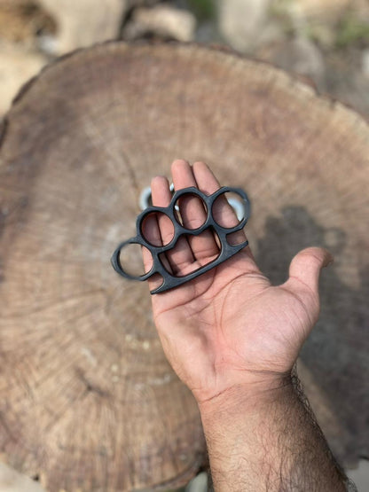 Devil Horn Combat Knuckle