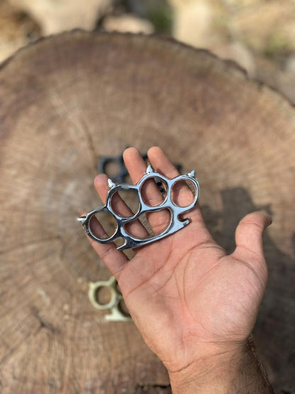 Silver Titan Knuckle