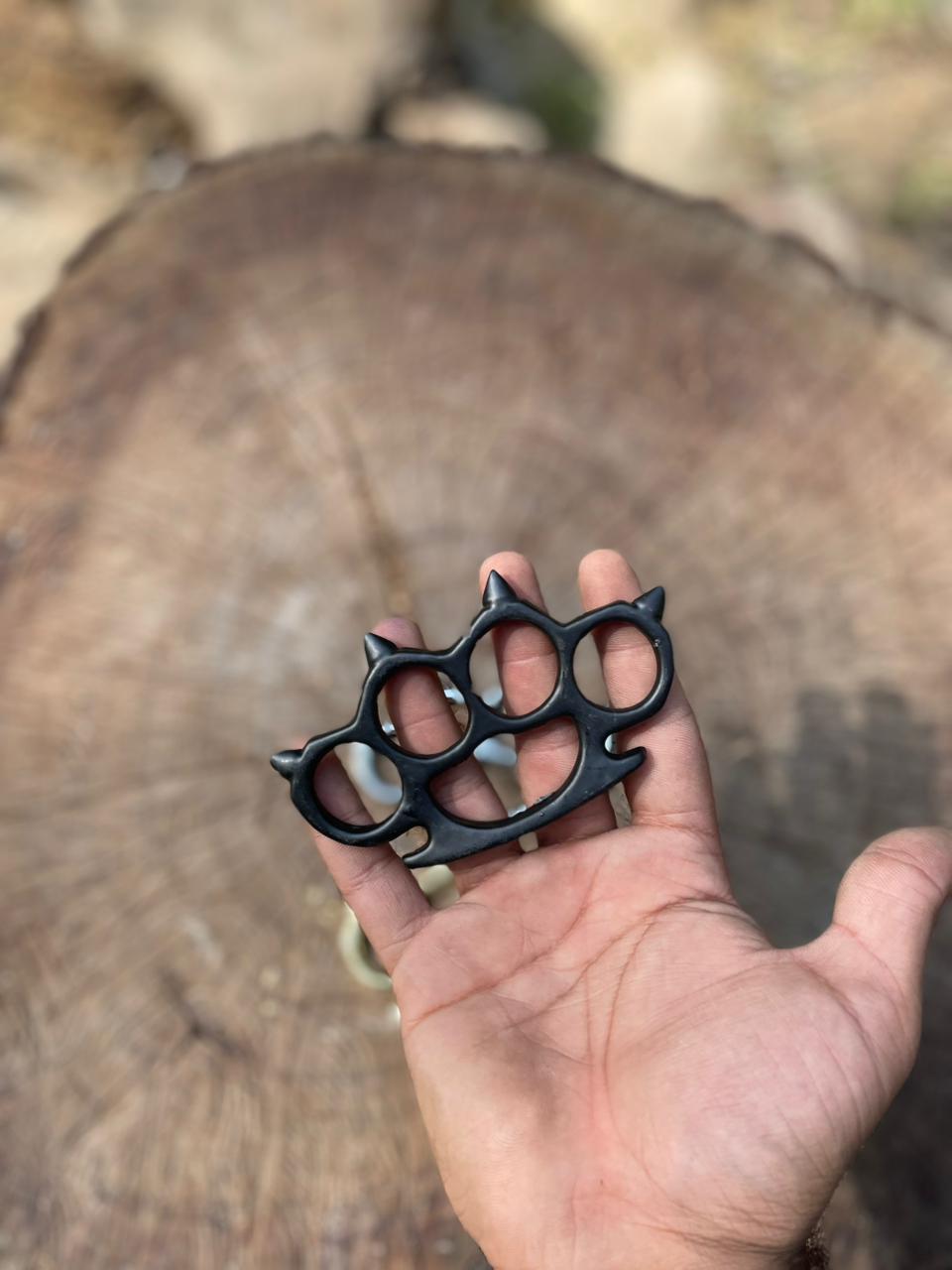 Silver Titan Knuckle